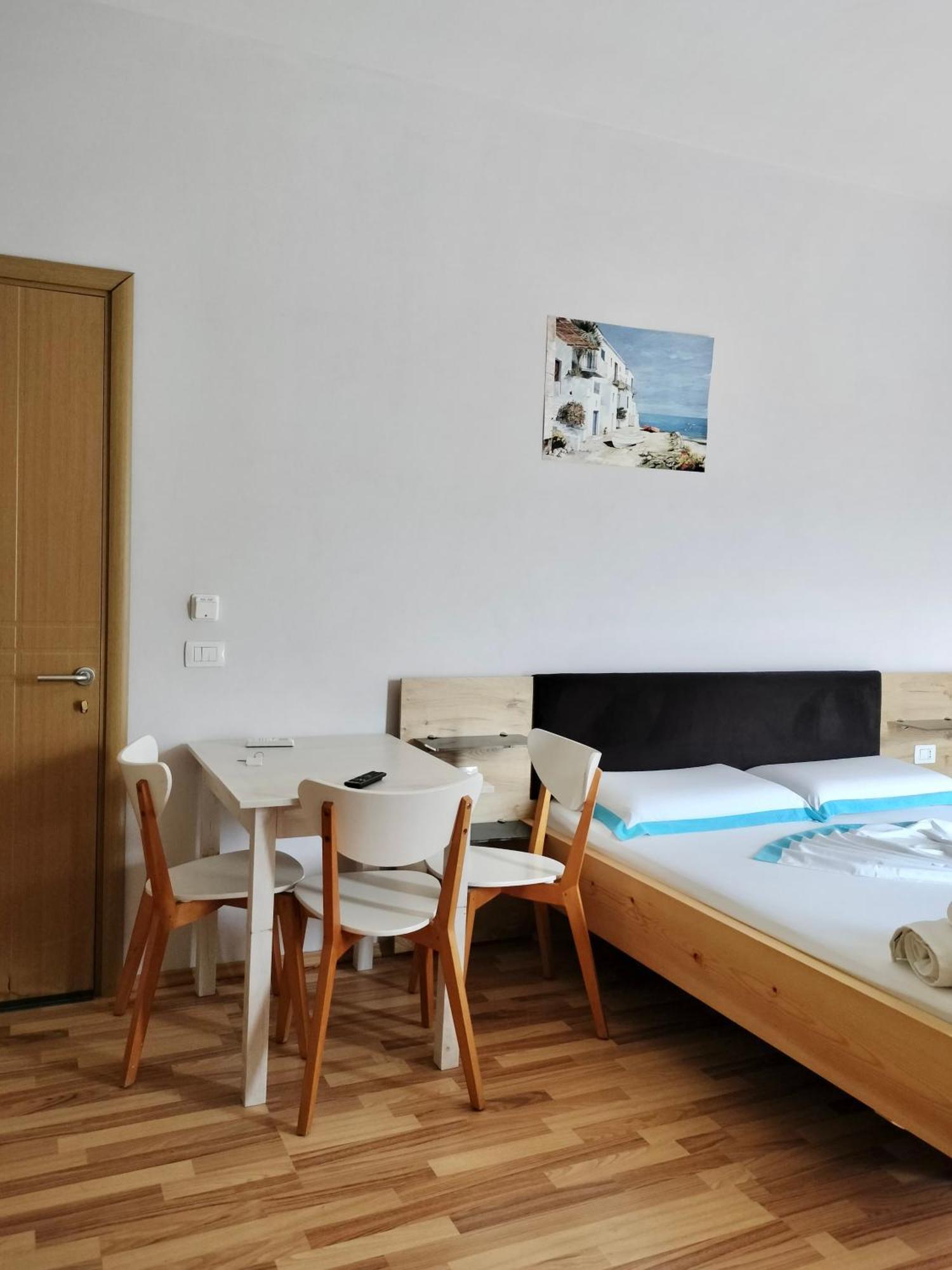 Apartments Vista Mar Орикум Экстерьер фото