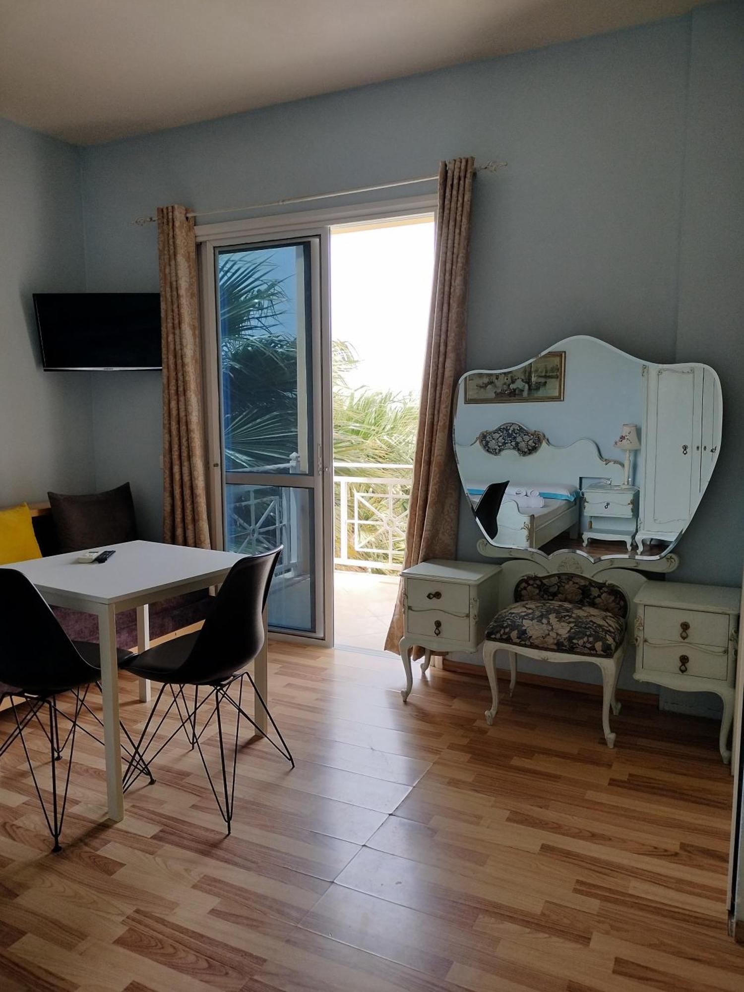 Apartments Vista Mar Орикум Экстерьер фото