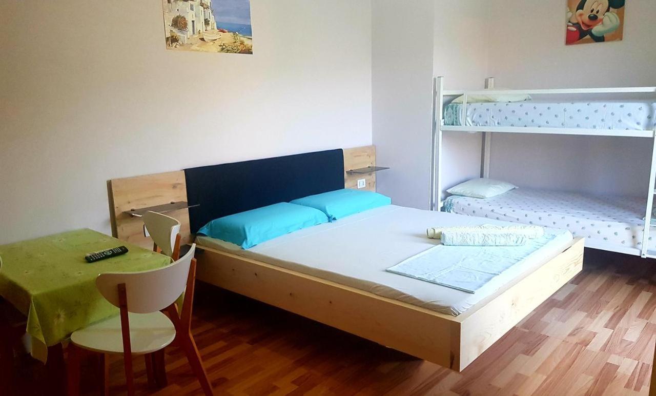 Apartments Vista Mar Орикум Экстерьер фото